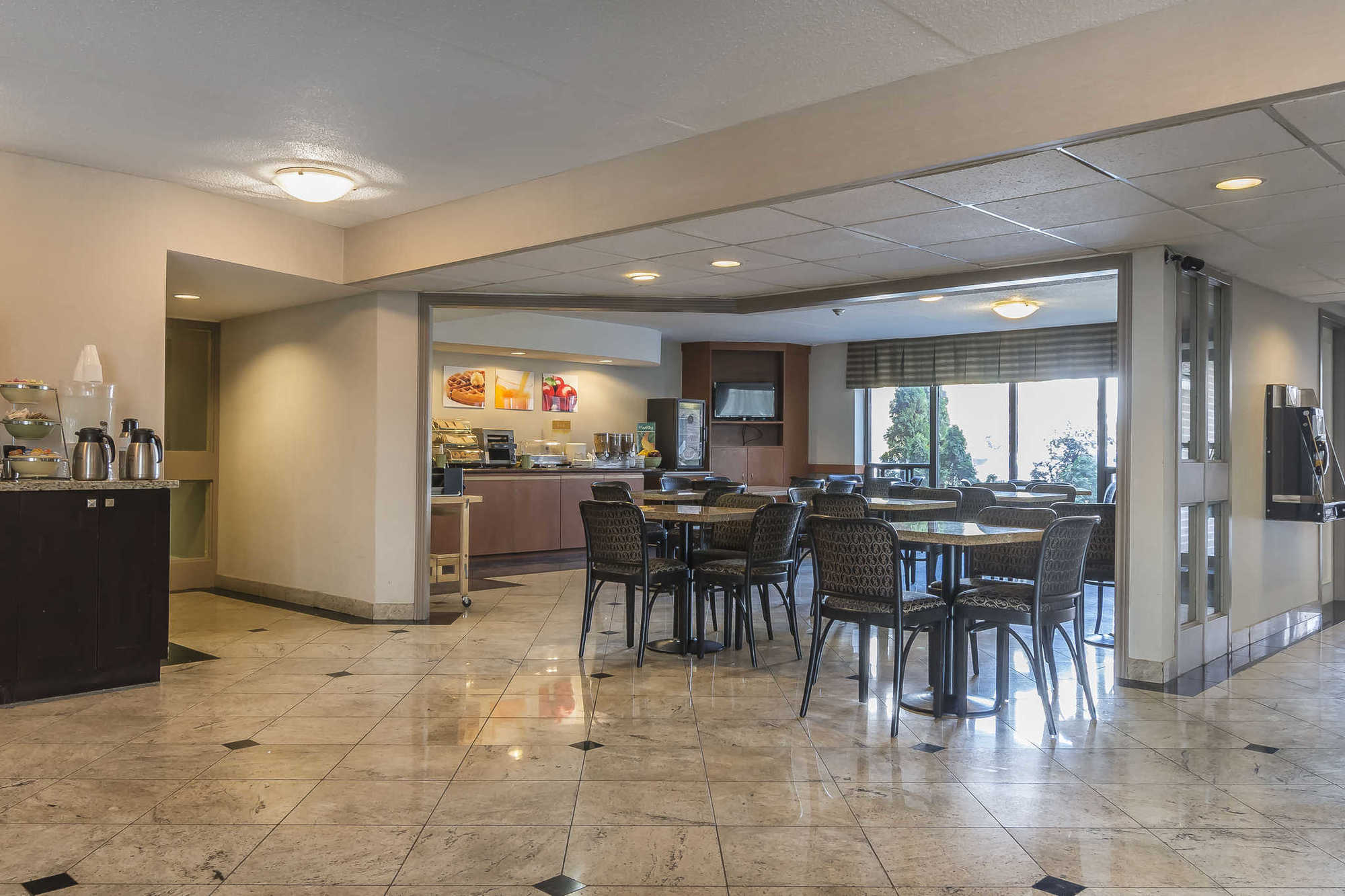 Quality Inn & Suites 5585 Ambler Drive Mississauga Ontario Facilities photo